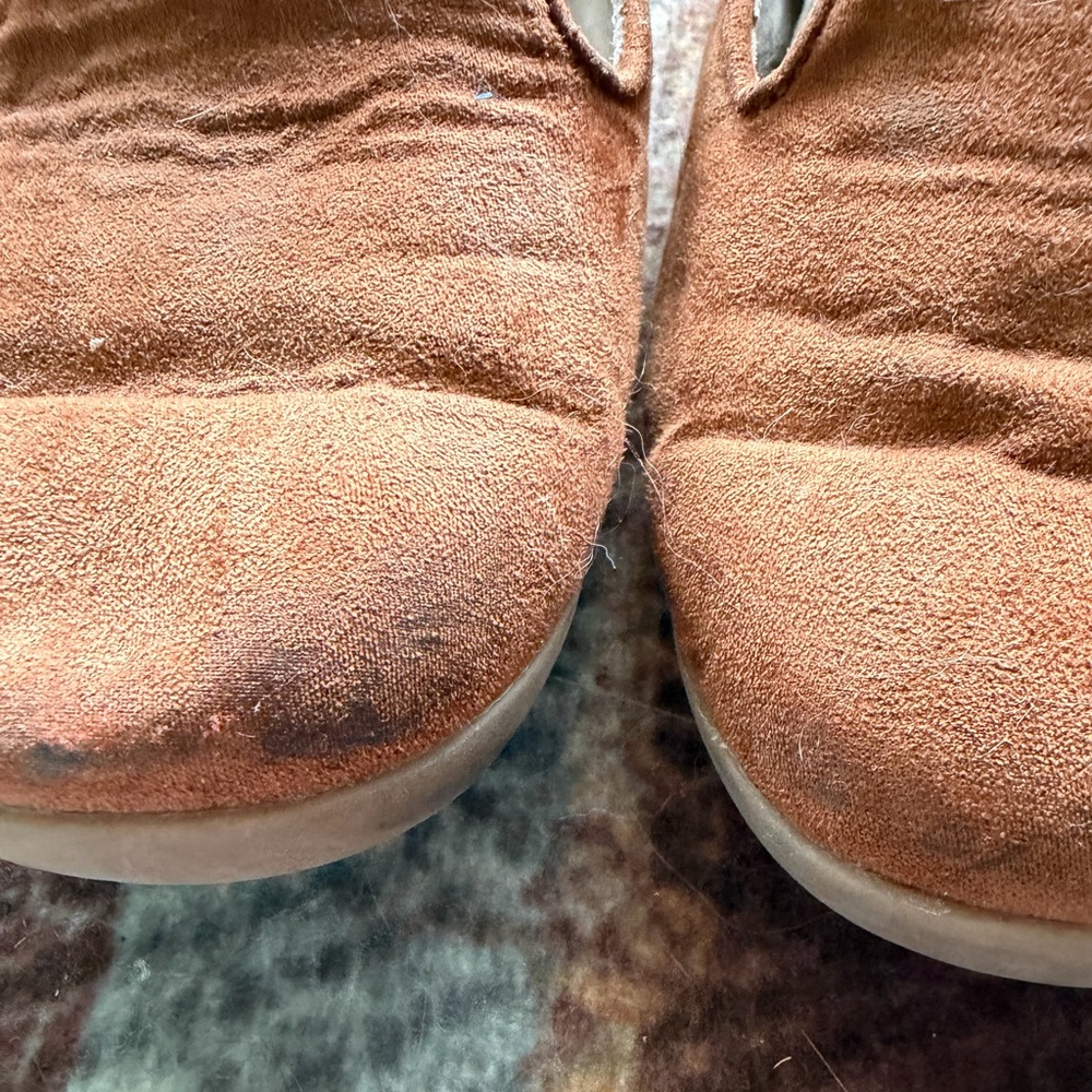 Livie & Luca brown dress shoes - Picture 2 of 5